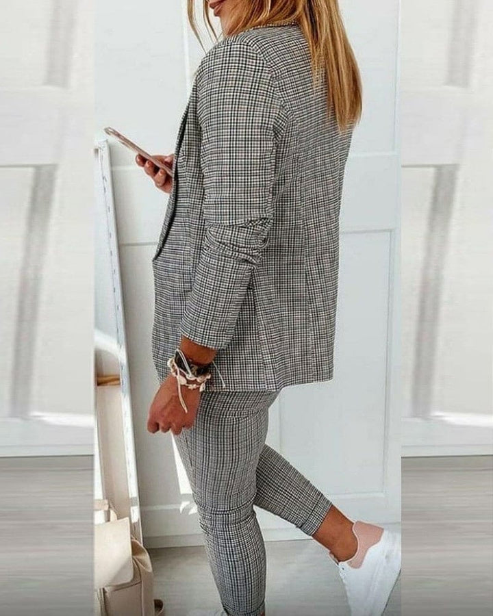 Vivienne | Women's 2 Piece Check Blazer and Slim Trouser Suit Set