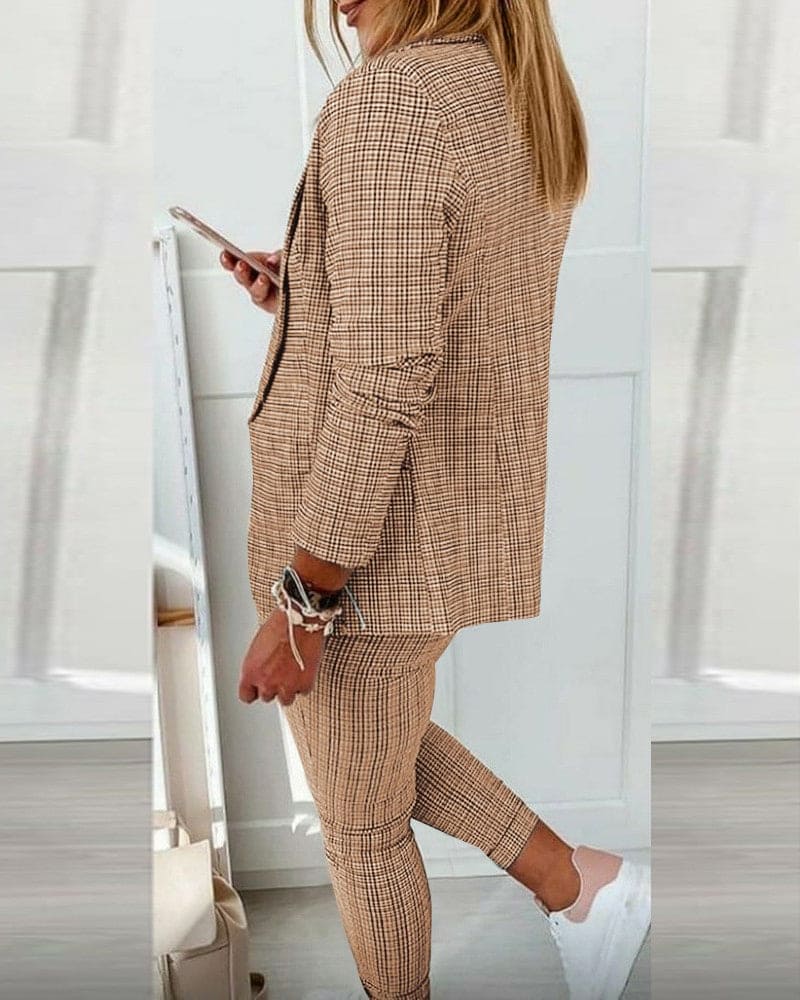 Vivienne | Women's 2 Piece Check Blazer and Slim Trouser Suit Set