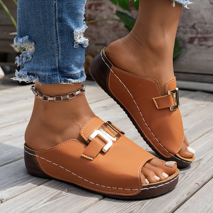 Capella | Effortless Style, All-Day Comfort