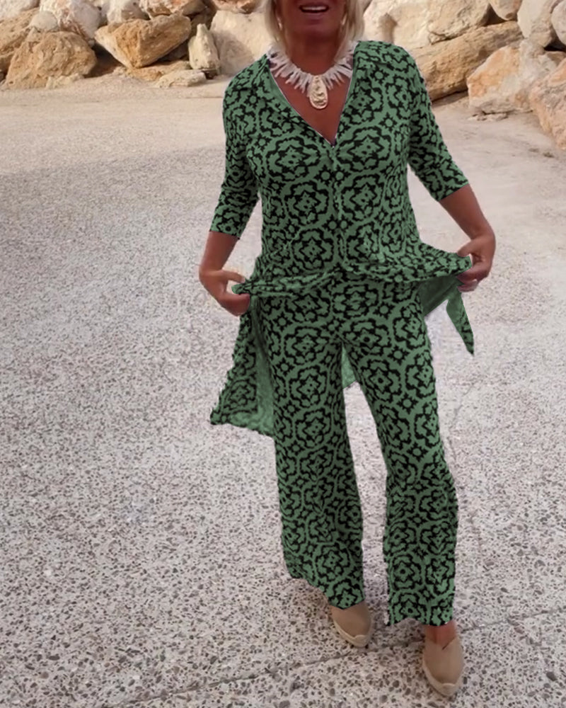 Livia | Women's Printed Two-Piece Set V-Neck Blouse & Wide-Leg Trousers