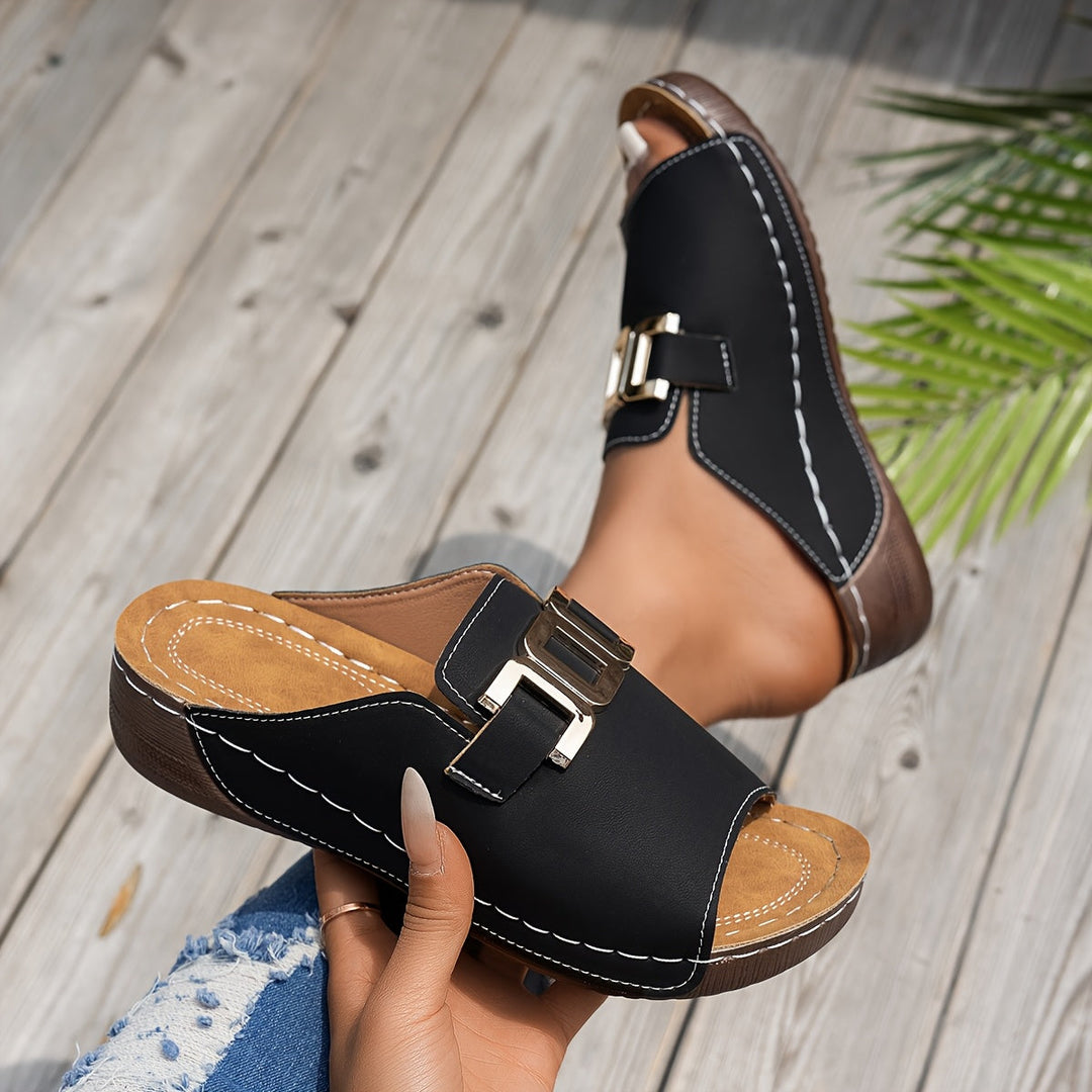 Capella | Effortless Style, All-Day Comfort