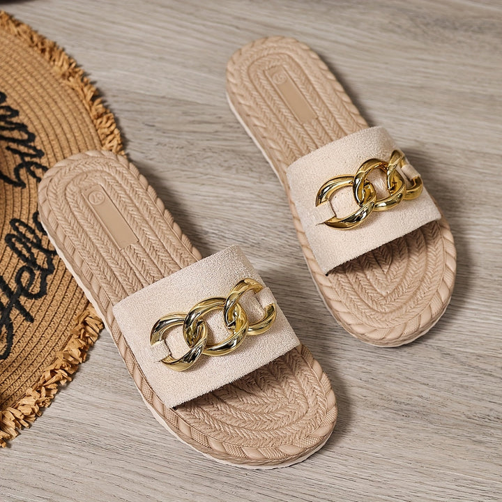 Valencia | Relaxed Elegance for Every Occasion