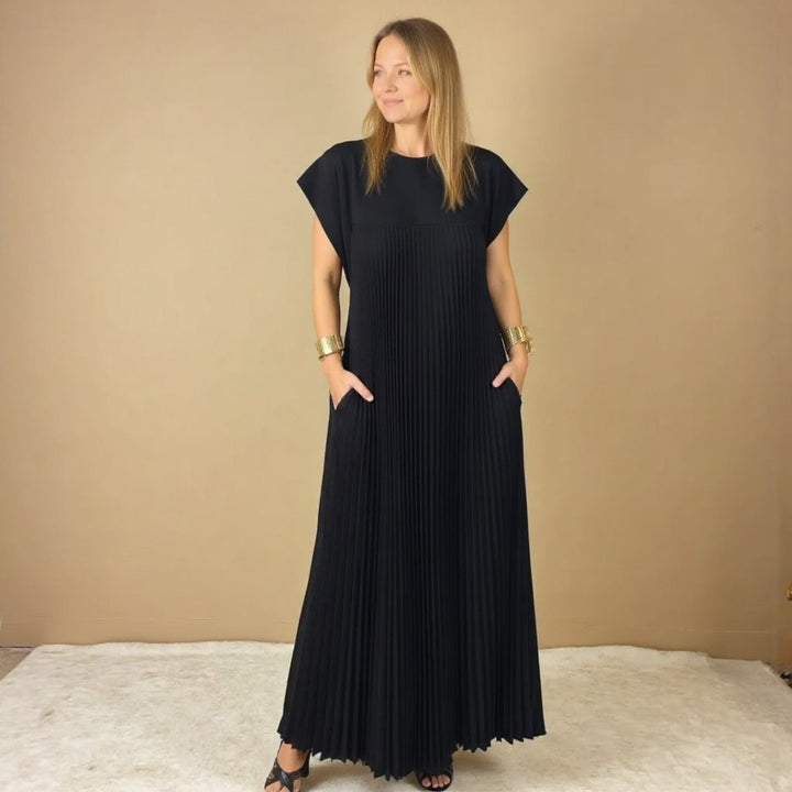 Gwendoline | Pleated Maxi Dress