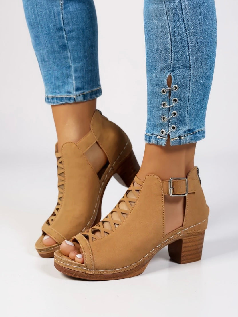 Celeste | Cross Sandals