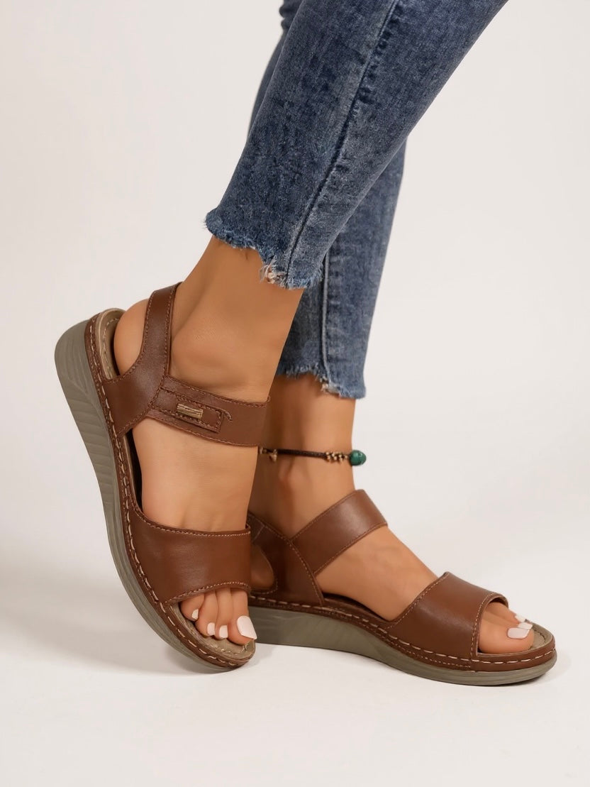 Liora | Easy Sandals