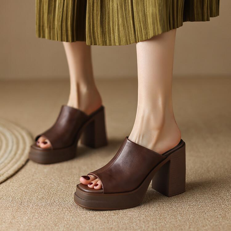 Gigi Platform Sandals