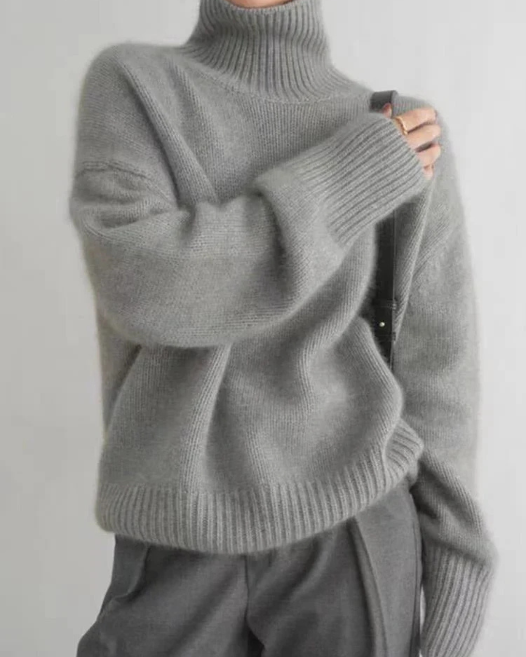 Tamara | Women's Oversized Turtleneck Long Sleeve Sweater