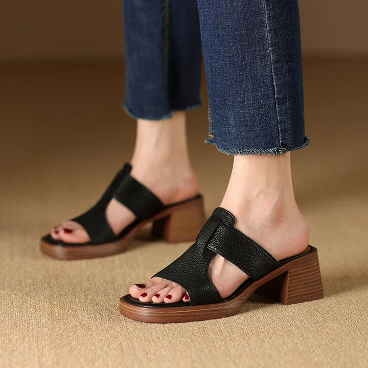 Enara Sandals