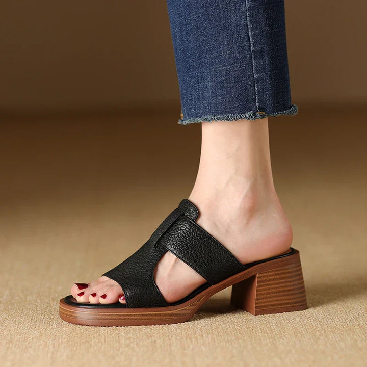 Enara Sandals