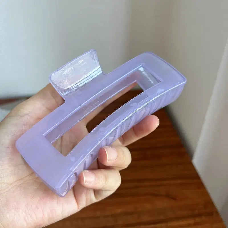 Liv1™ | 3CM Oversized Claw Clips For Thick Hair Women Geometric Shark Clip Versatile Minimalist Hair Clip Claws 、Girls Hair Accessories