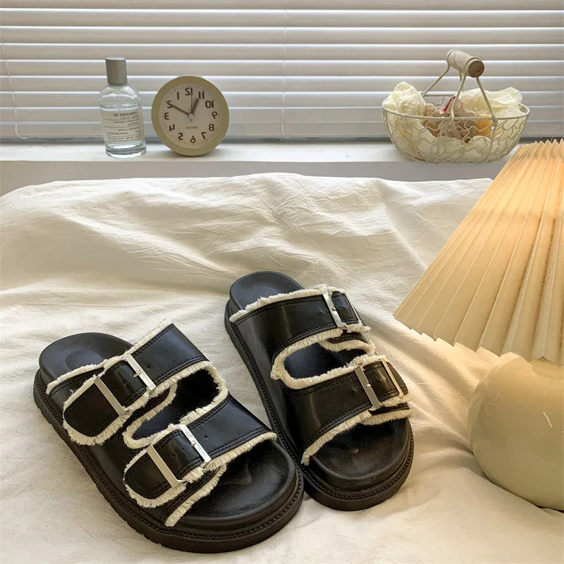 Capri™ | Comfort Buckle Slide – Soft Support with Everyday Style