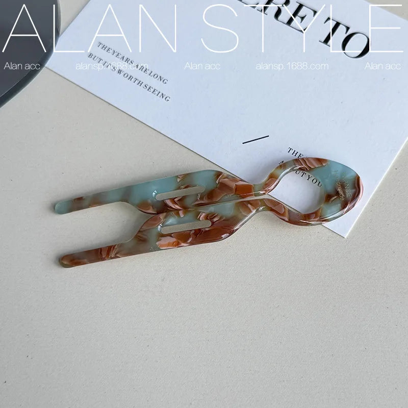 Claire | Hollow comb hair clip