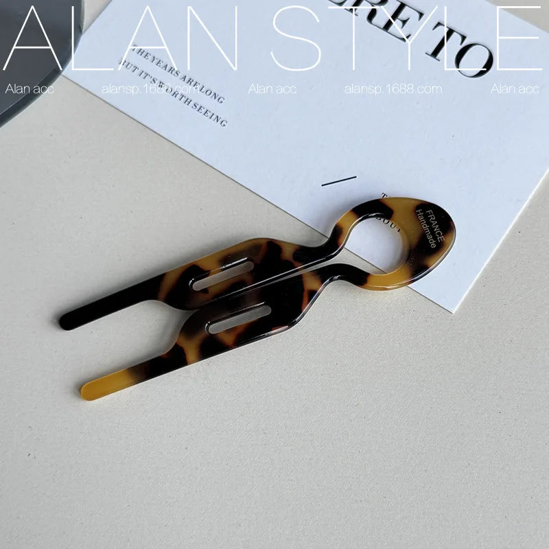 Claire | Hollow comb hair clip