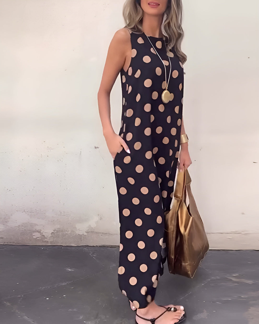 Roxane™ | Maxi dress with a slit and polka dots