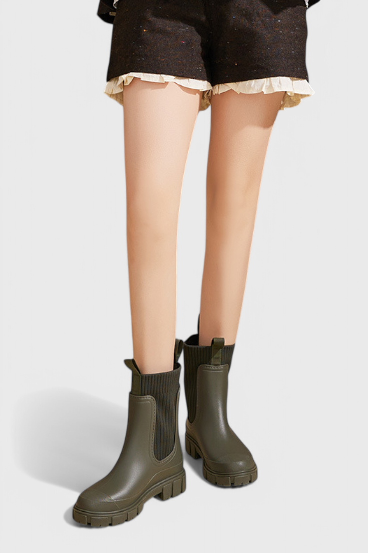 Bronwyn | Women's Waterproof Chelsea Boots - Beige - Image 11