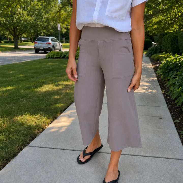 Calveth | Women's Wide Leg Cropped Pants with Pockets - Black - Image 14