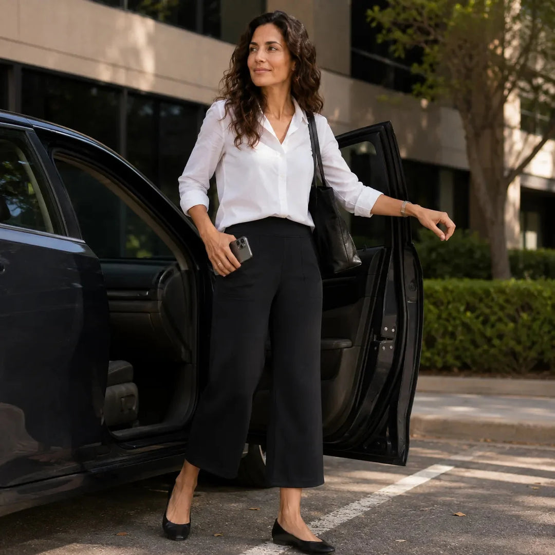 Calveth | Women's Wide Leg Cropped Pants with Pockets - Black - Image 3