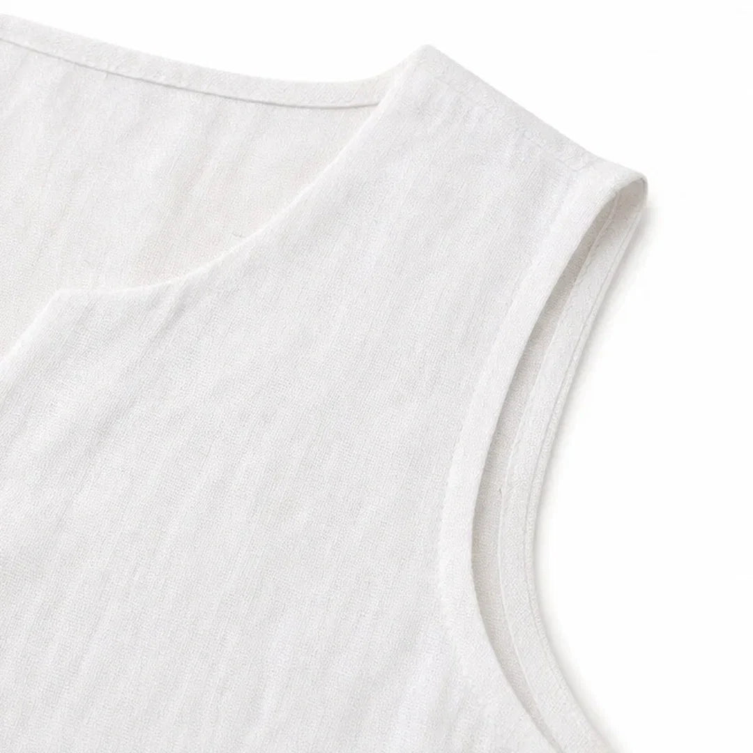 Dalisay | Women's Sleeveless Button-Front Tank Top - White - Image 9