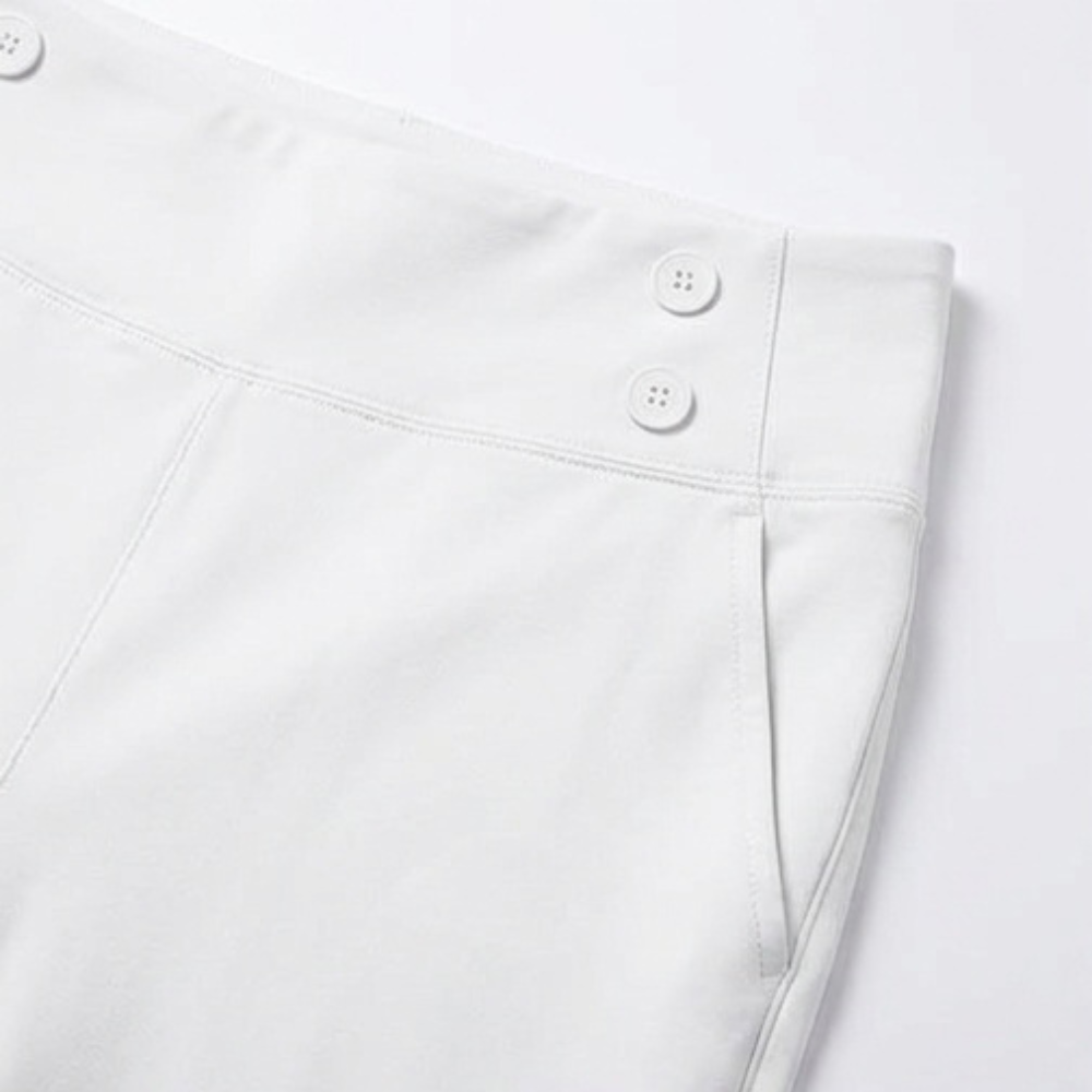 Darvell | Women's High-Waist Stretch Capri Pants - White - Image 12