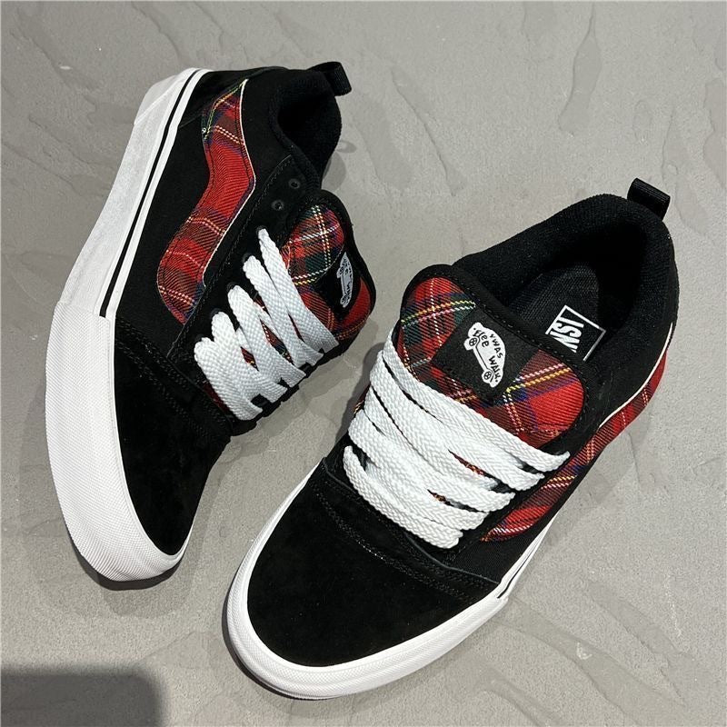 Darveth | Women's Plaid Canvas Sneakers - Image 6