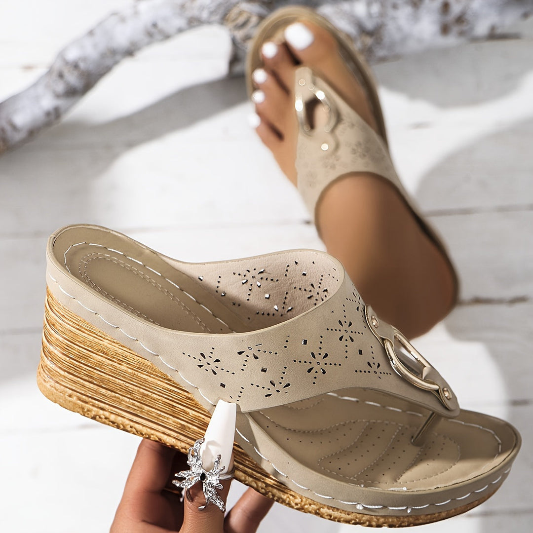 Bianca | Elegant Style, All-Day Comfort