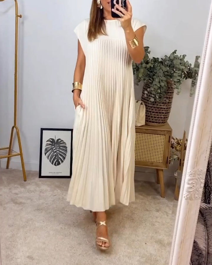 Gwendoline | Pleated Maxi Dress