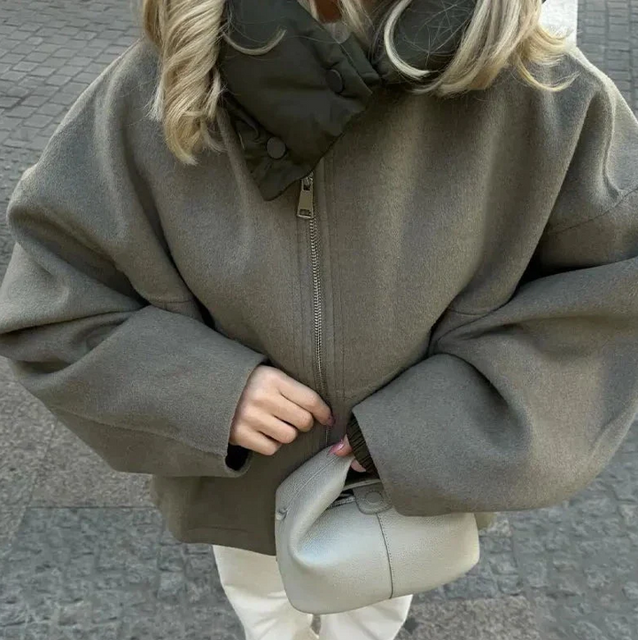 Gilvara | Women's Oversized Hooded Winter Coat - Khaki - Image 5