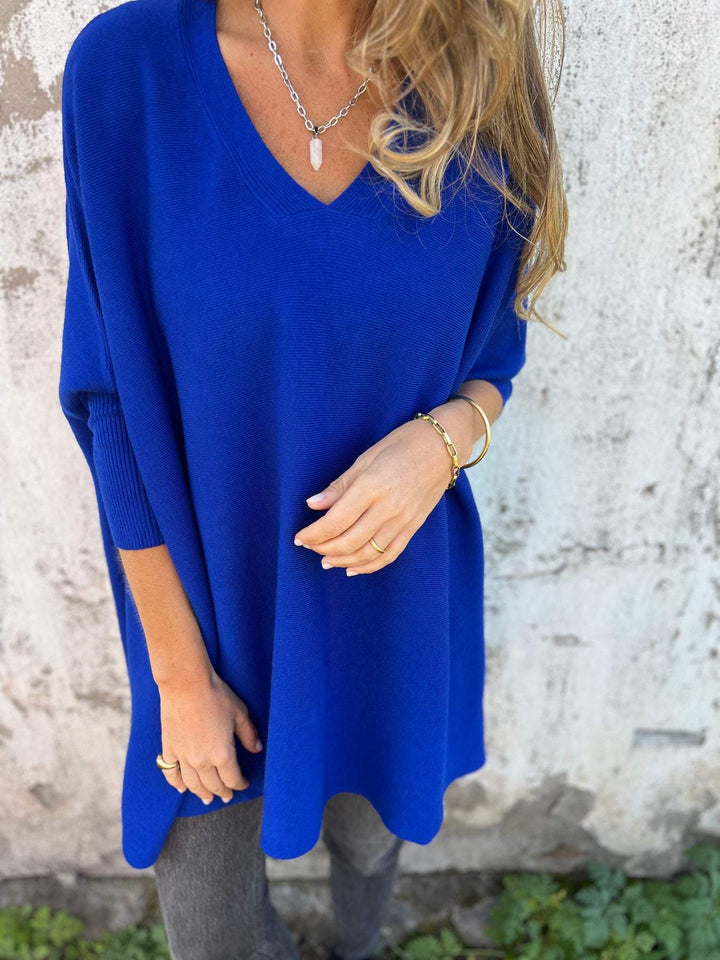 Maeve | Women's Oversized V-Neck Long Sleeve Top - Black - Image 4