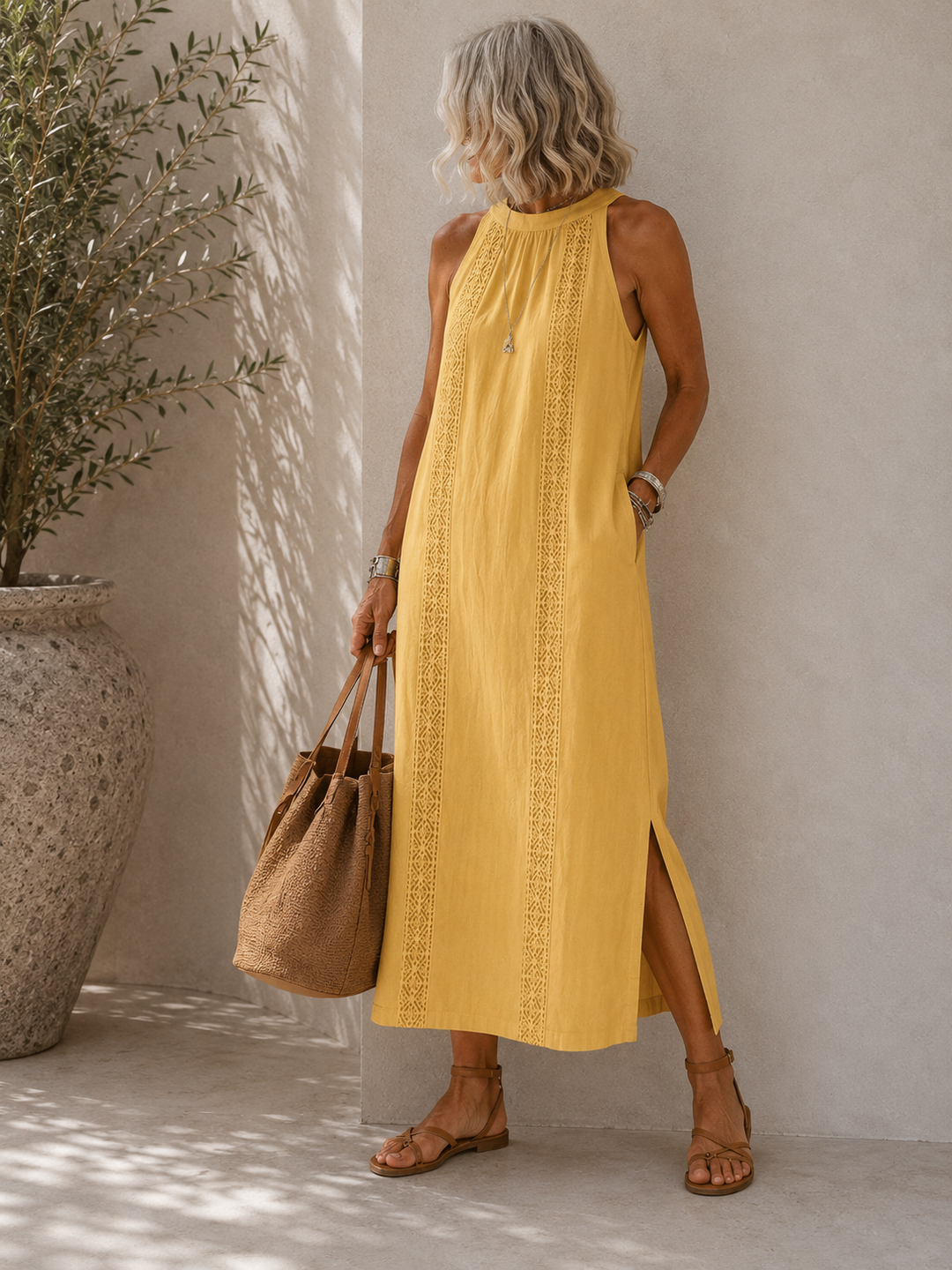 Nelvara | Women's Summer Maxi Dress with Lace Trim - Image 2