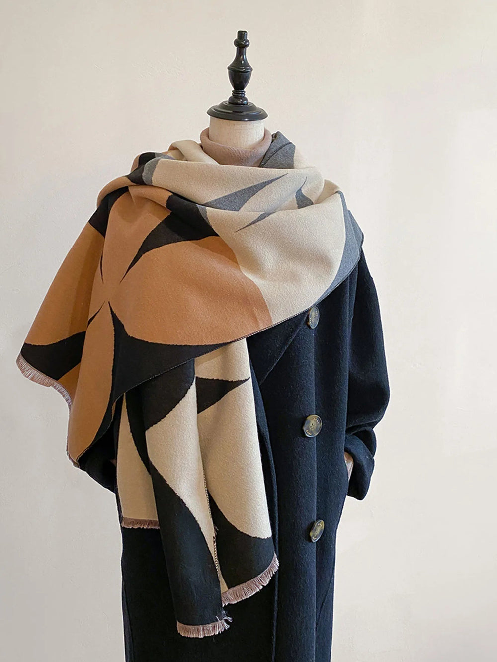 Odette | Women's Reversible Geometric Print Scarf - Purple - Image 2