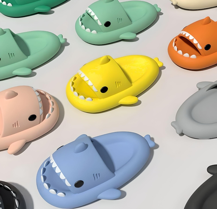 Sharky | Comfort Slides