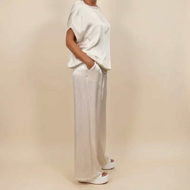 Solvaine | Women's Wide Leg Lounge Two-Piece Set - Cream - Image 3