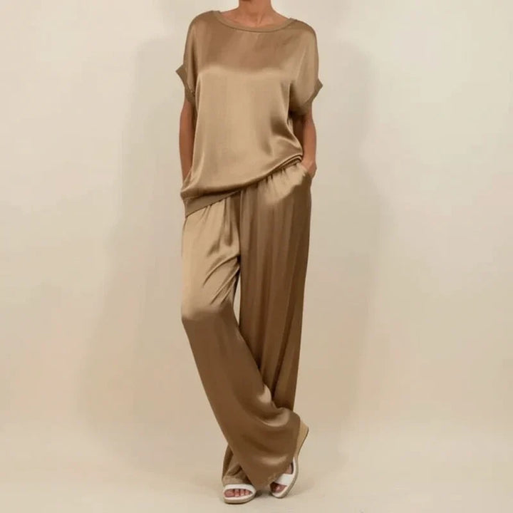 Solvaine | Women's Wide Leg Lounge Two-Piece Set - Cream - Image 7