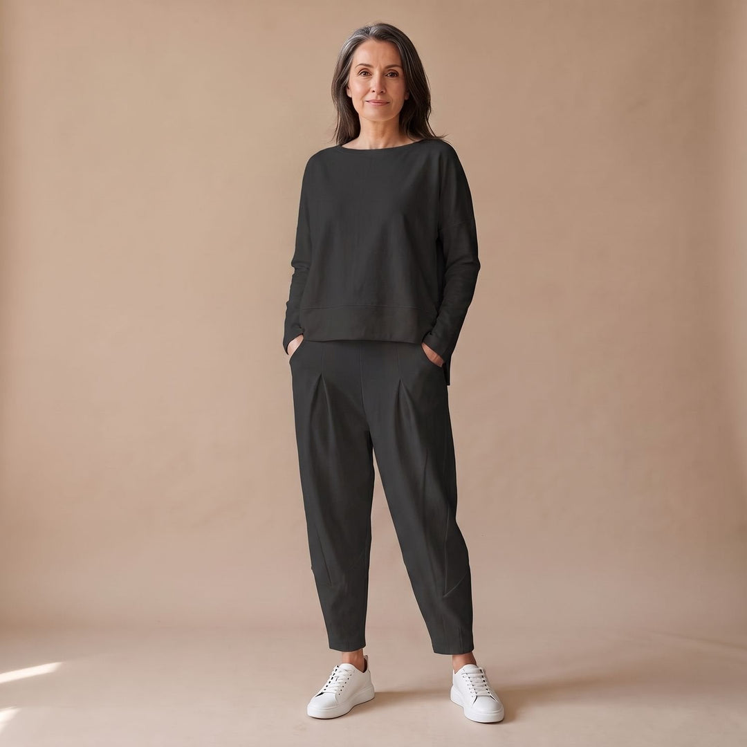 Tivorna | Women's Lounge Co-ord Two-Piece Set - Image 2