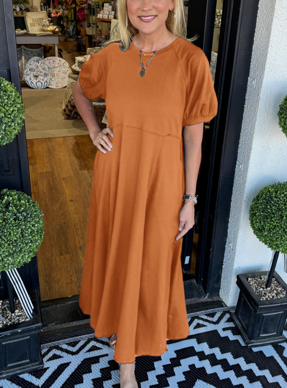 Vornclaire | Women's Maxi Dress Short Sleeve - Image 3