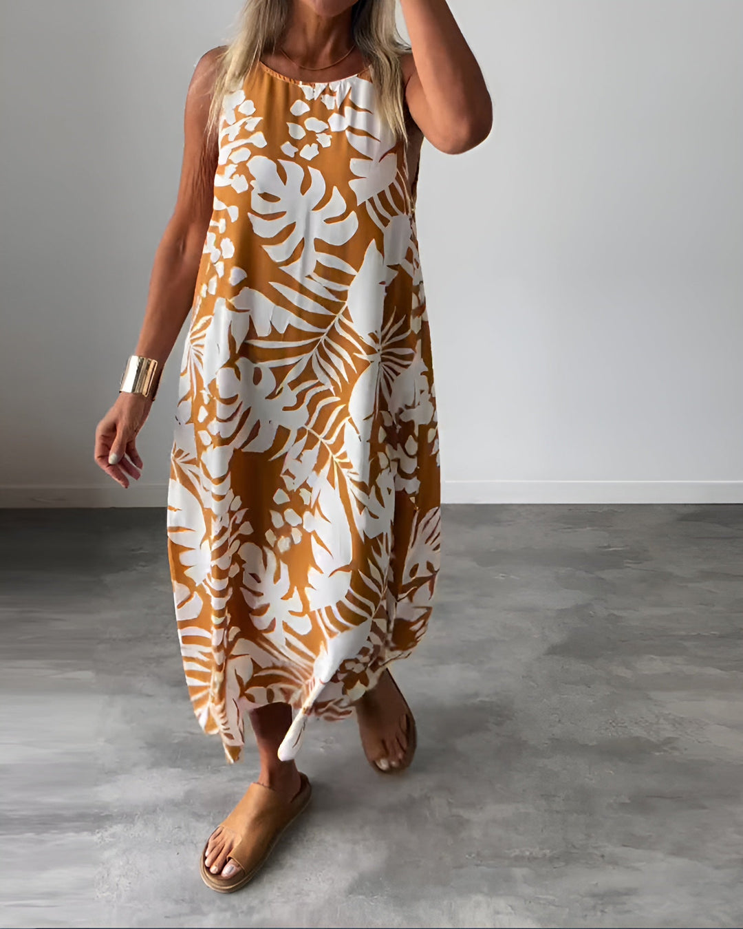 Zindara | Women's Tropical Print Sleeveless Maxi Dress - Image 4