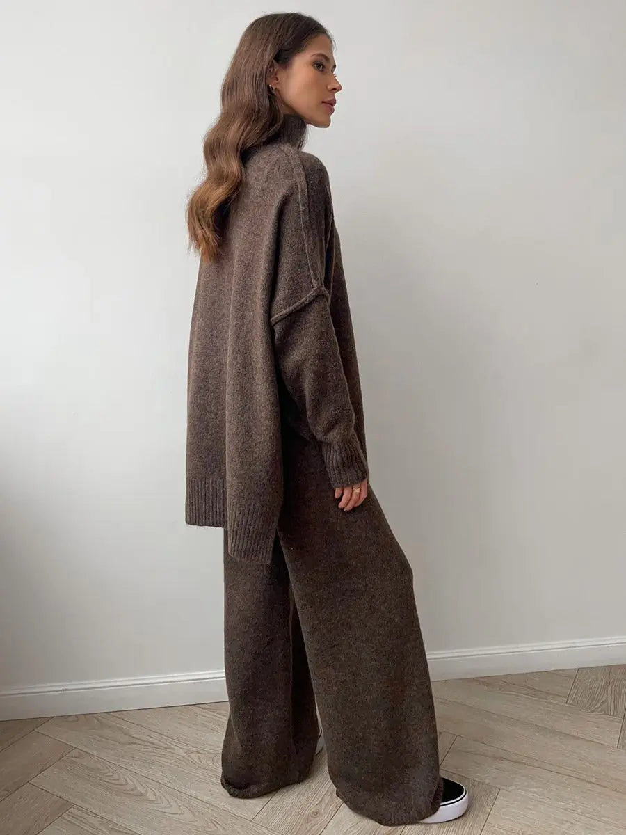 Zora | Women's Turtleneck Loungewear Set with Wide Leg Pants - Beige - Image 9